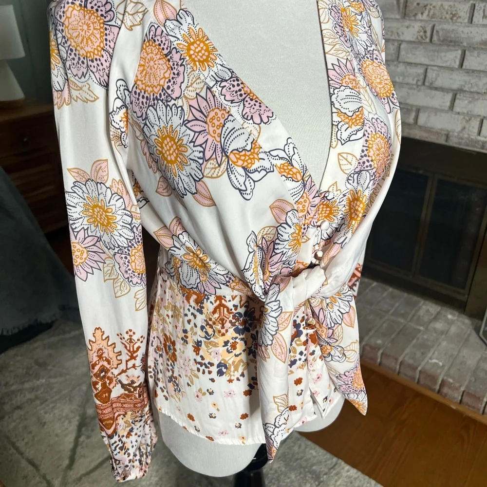 Free People run free balloon sleeve floral tie front button blouse
